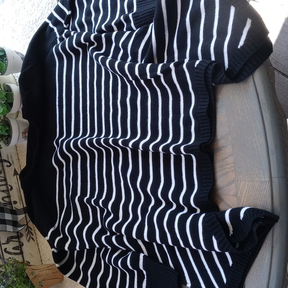 NOT FOR SURE OF THE MANUFACTURER. - Picture 6 of 9